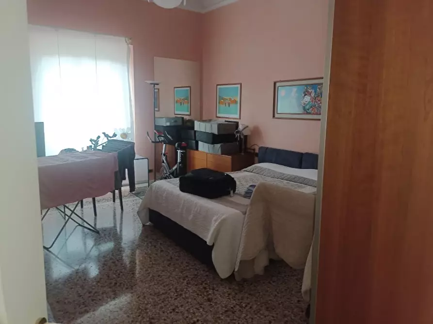 Immagine 5 di Appartamento in vendita  a Savona