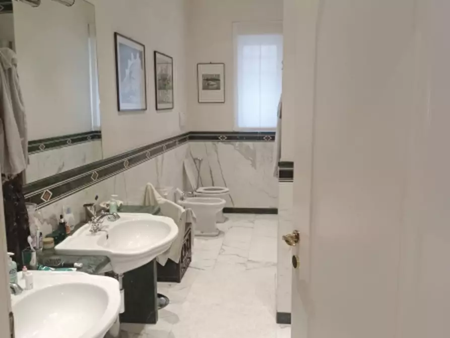 Immagine 7 di Appartamento in vendita  a Savona