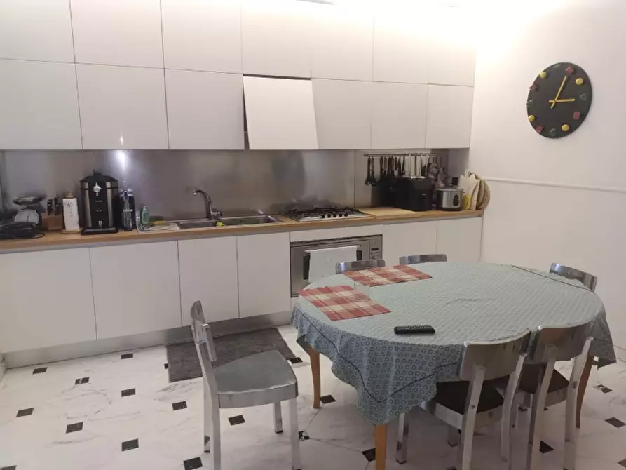 Immagine 8 di Appartamento in vendita  a Savona