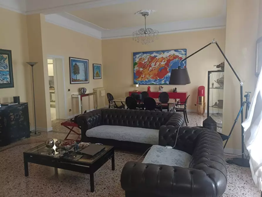 Immagine 9 di Appartamento in vendita  a Savona