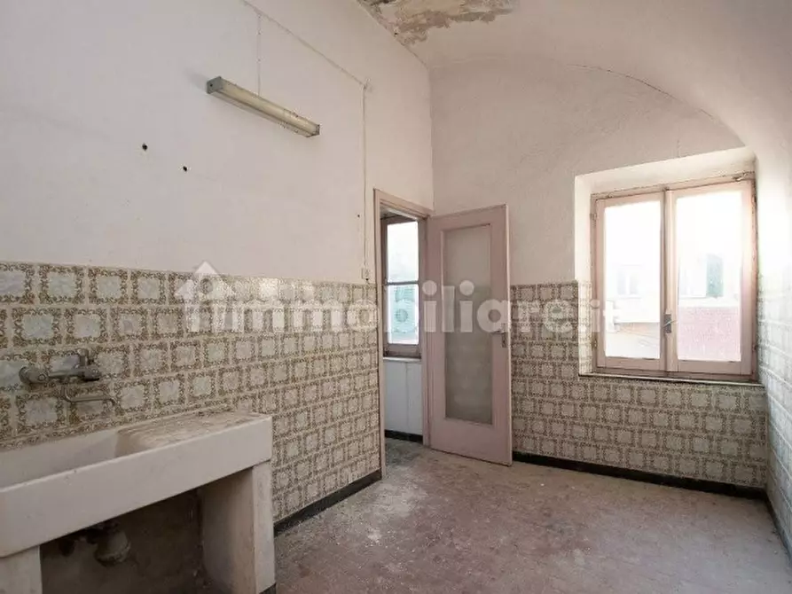 Immagine 17 di Appartamento in vendita  a Finale Ligure