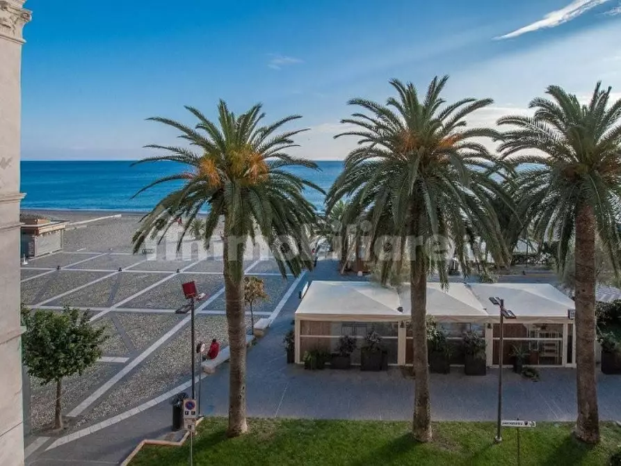 Immagine 6 di Appartamento in vendita  a Finale Ligure