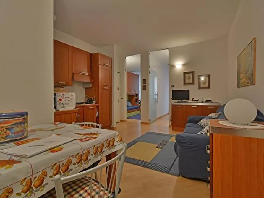 Immagine 1 di Appartamento in affitto  a Varazze