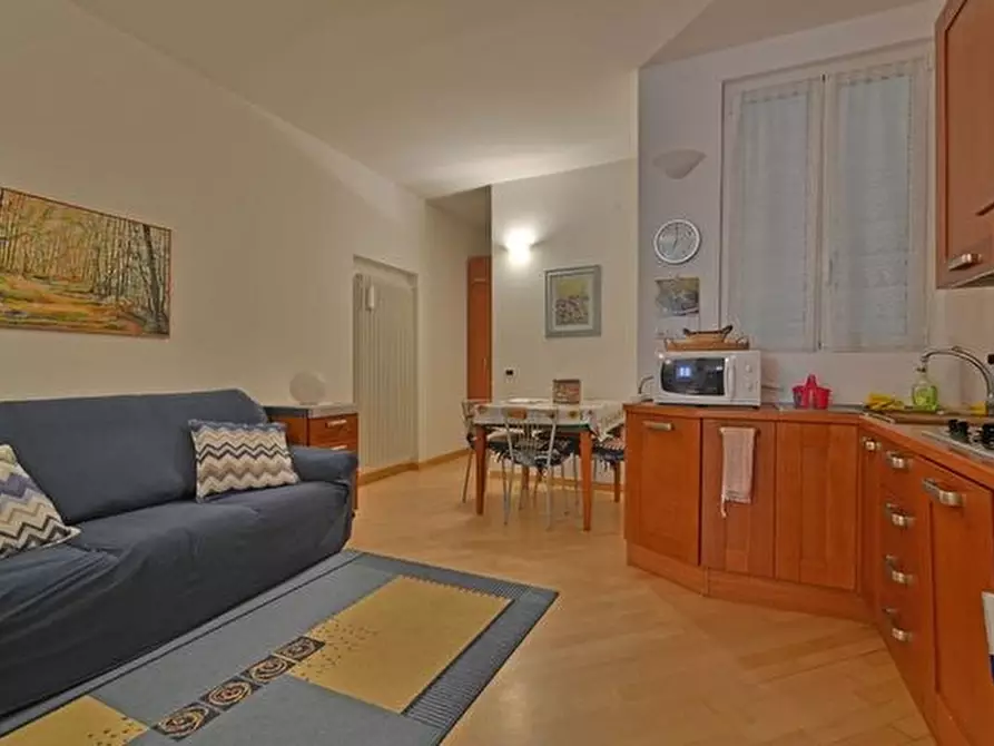 Immagine 2 di Appartamento in affitto  a Varazze