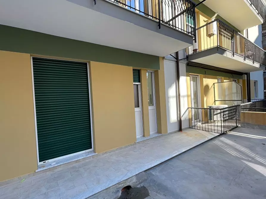 Immagine 3 di Appartamento in vendita  a Cogoleto