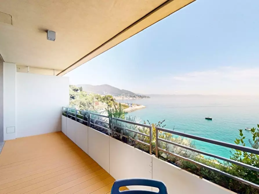 Immagine 3 di Appartamento in affitto  a Varazze