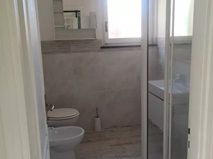 Immagine 19 di Appartamento in vendita  a Varazze