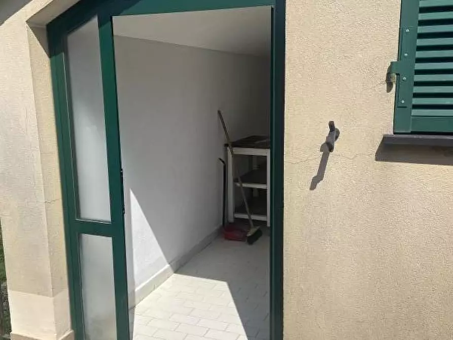 Immagine 3 di Appartamento in vendita  a Varazze