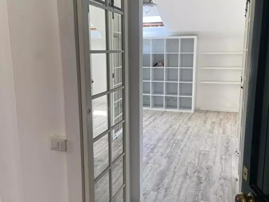 Immagine 15 di Appartamento in vendita  a Varazze