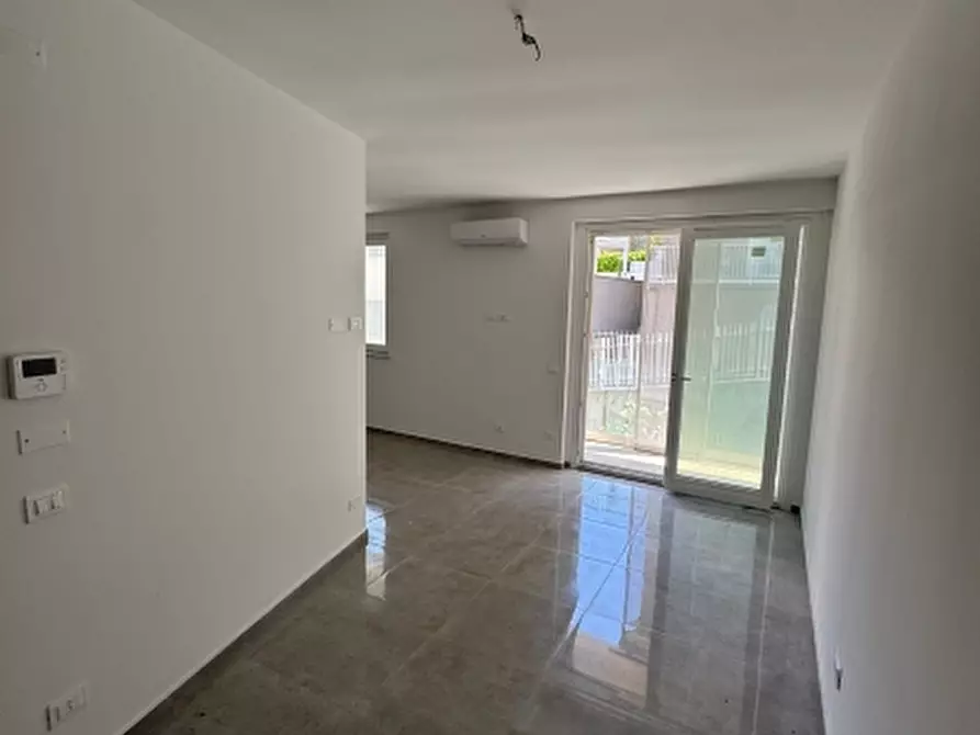 Immagine 3 di Appartamento in vendita  a Varazze