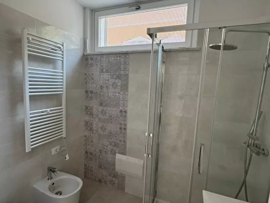 Immagine 14 di Appartamento in vendita  a Varazze