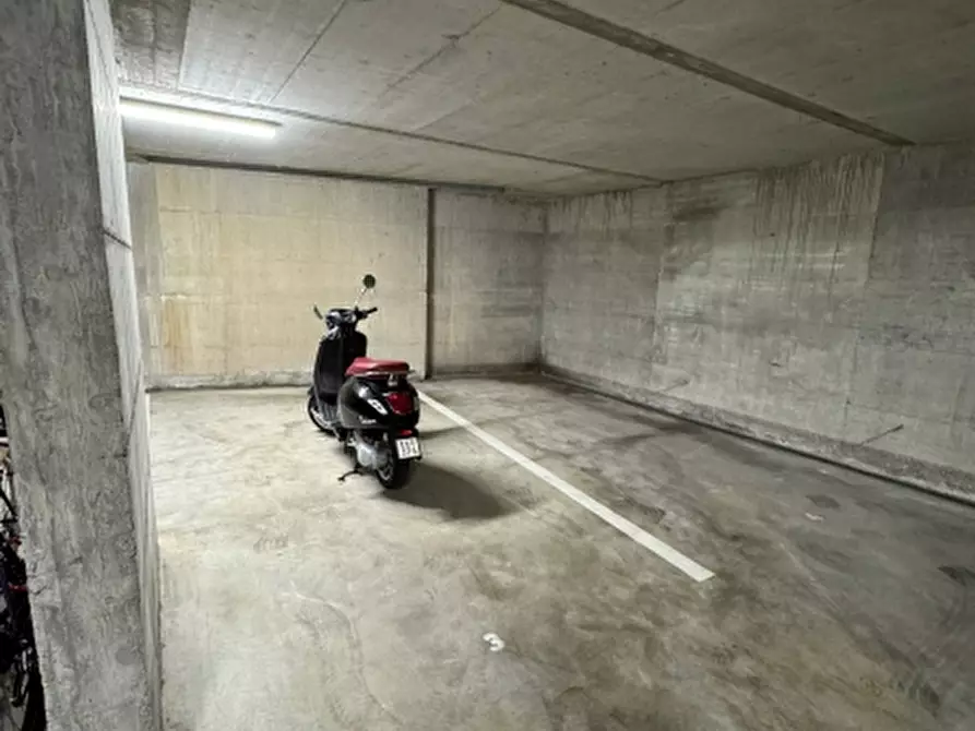 Immagine 25 di Appartamento in vendita  a Varazze