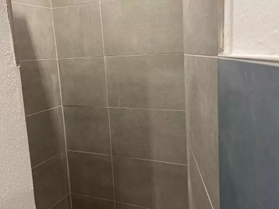 Immagine 21 di Monolocale in vendita  a Varazze