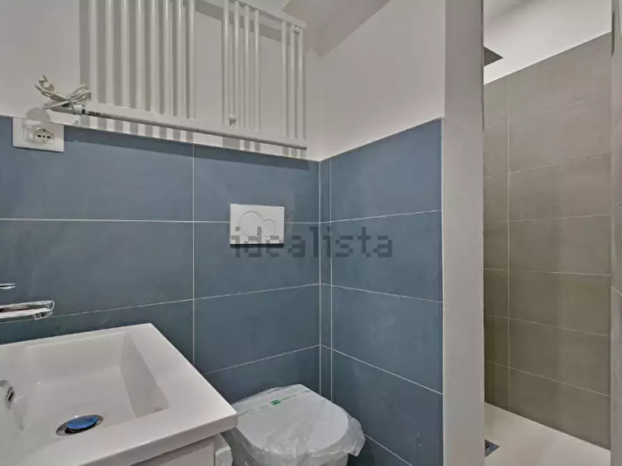 Immagine 13 di Monolocale in vendita  a Varazze