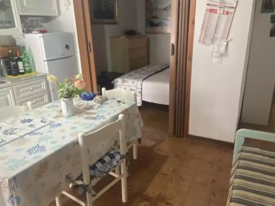 Immagine 5 di Monolocale in vendita  a Varazze