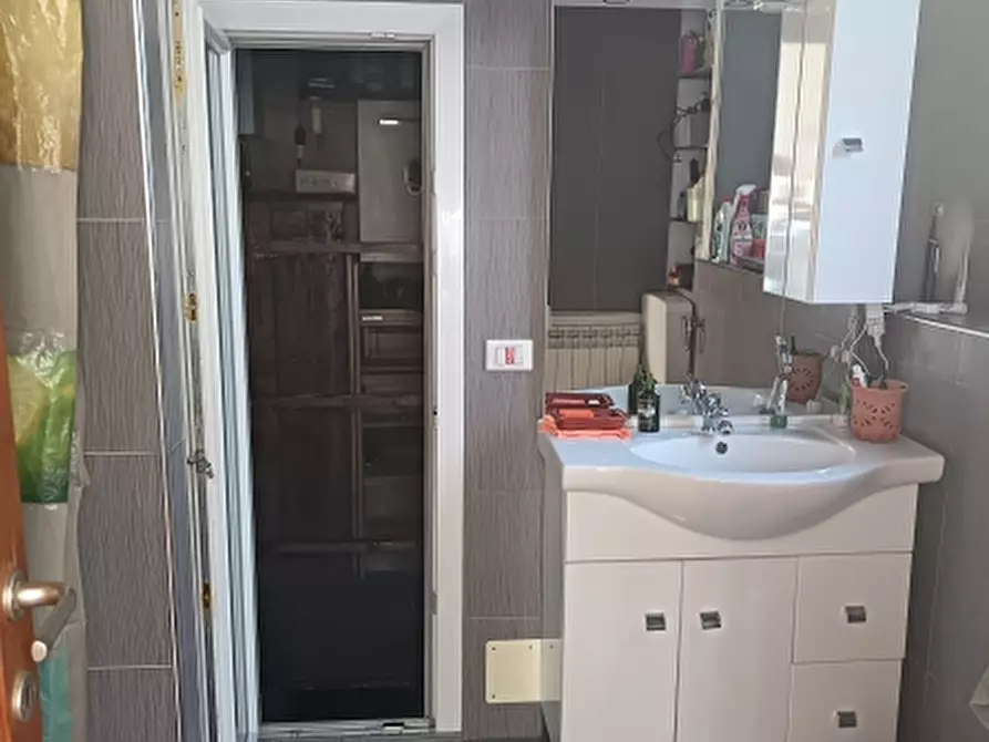 Immagine 13 di Casa indipendente in vendita  a Cogoleto