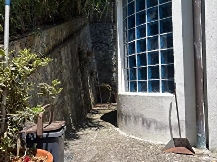 Immagine 19 di Casa indipendente in vendita  a Cogoleto