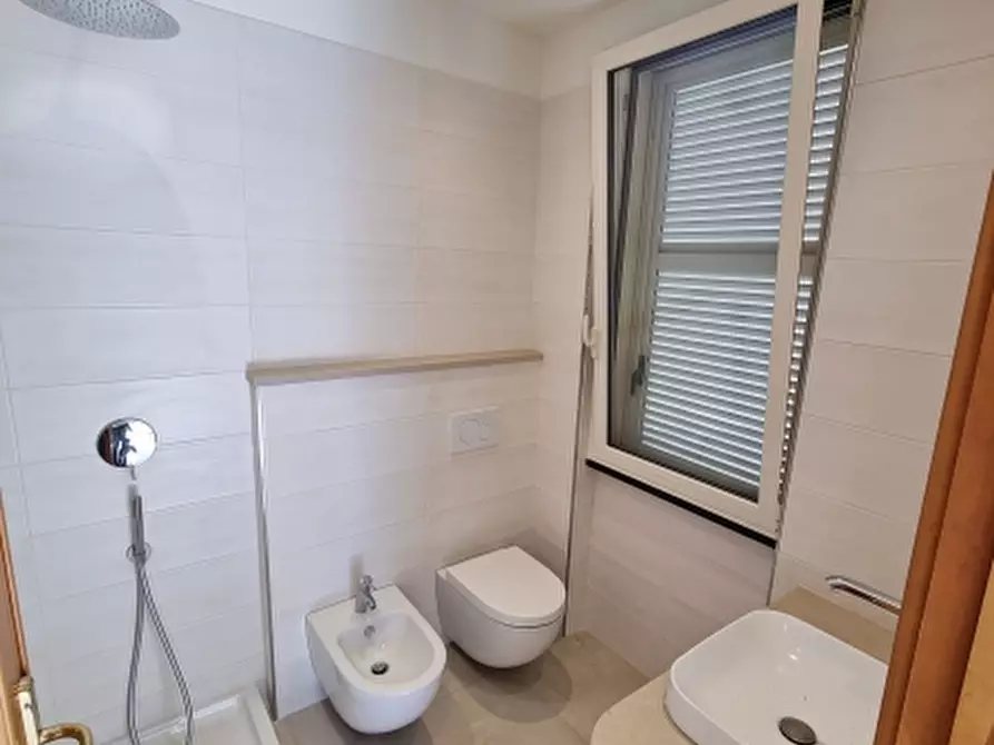 Immagine 15 di Appartamento in vendita  in via castagna 25/1 a Varazze