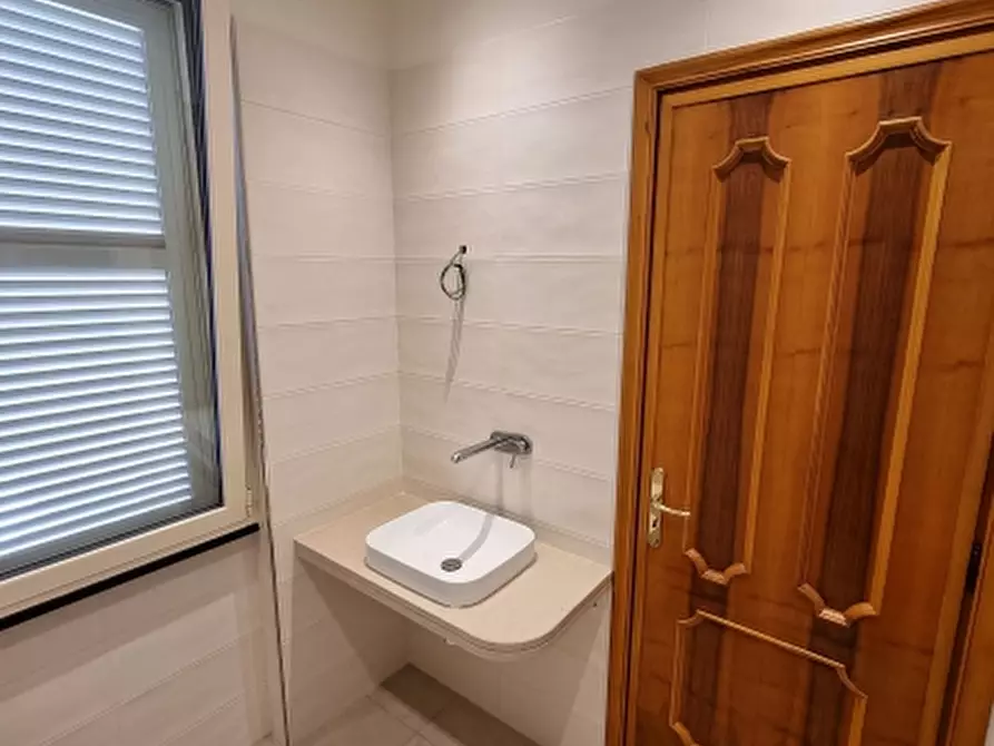 Immagine 16 di Appartamento in vendita  in via castagna 25/1 a Varazze