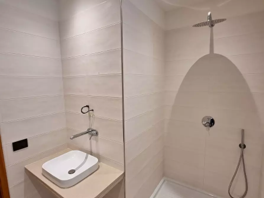 Immagine 18 di Appartamento in vendita  in via castagna 25/1 a Varazze