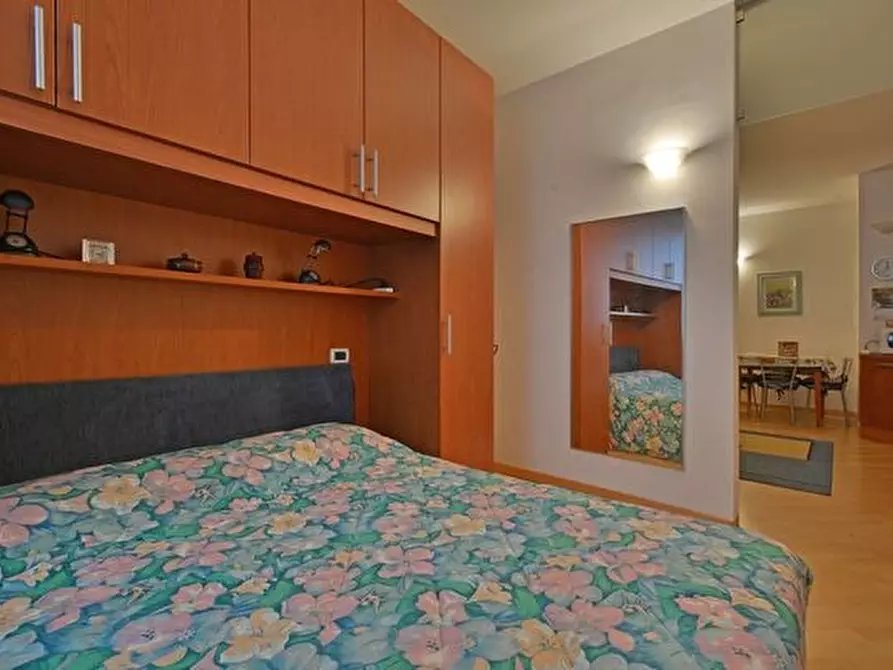 Immagine 2 di Appartamento in vendita  a Varazze