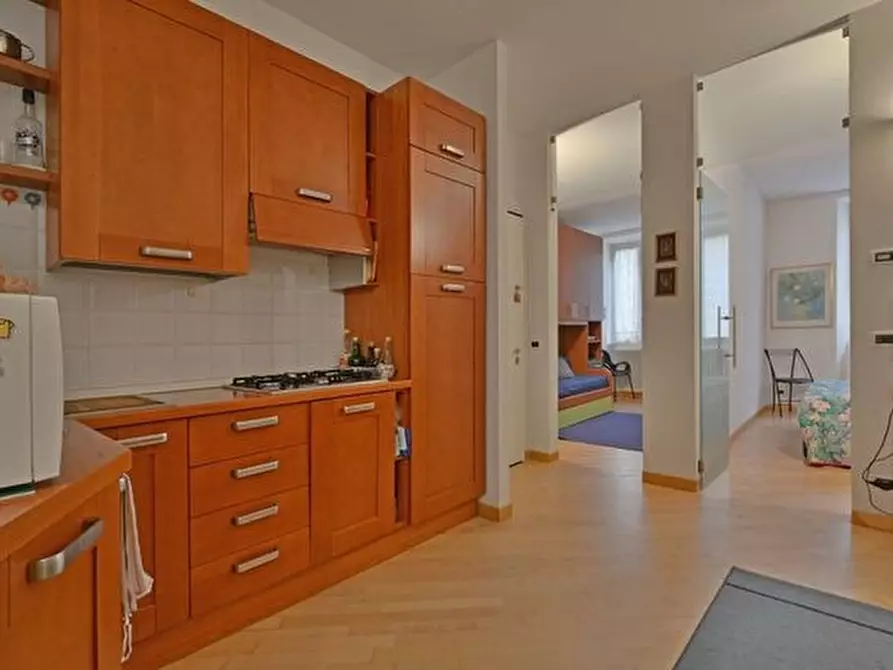 Immagine 8 di Appartamento in vendita  a Varazze