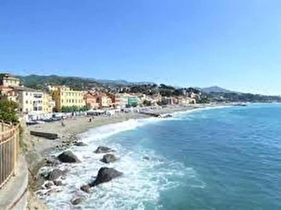 Immagine 12 di Appartamento in vendita  a Celle Ligure