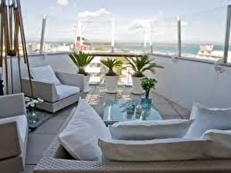 Immagine 4 di Appartamento in vendita  a Celle Ligure