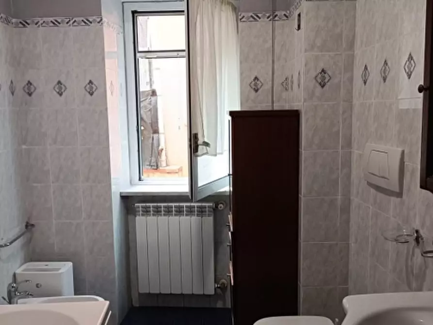 Immagine 15 di Appartamento in vendita  a Varazze