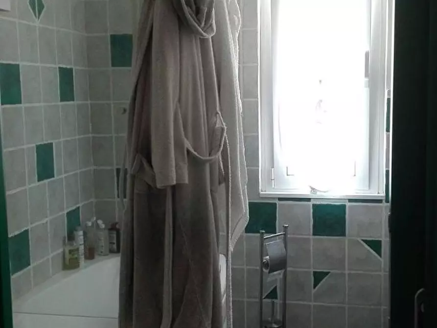 Immagine 4 di Appartamento in vendita  in via sanda105 a Celle Ligure