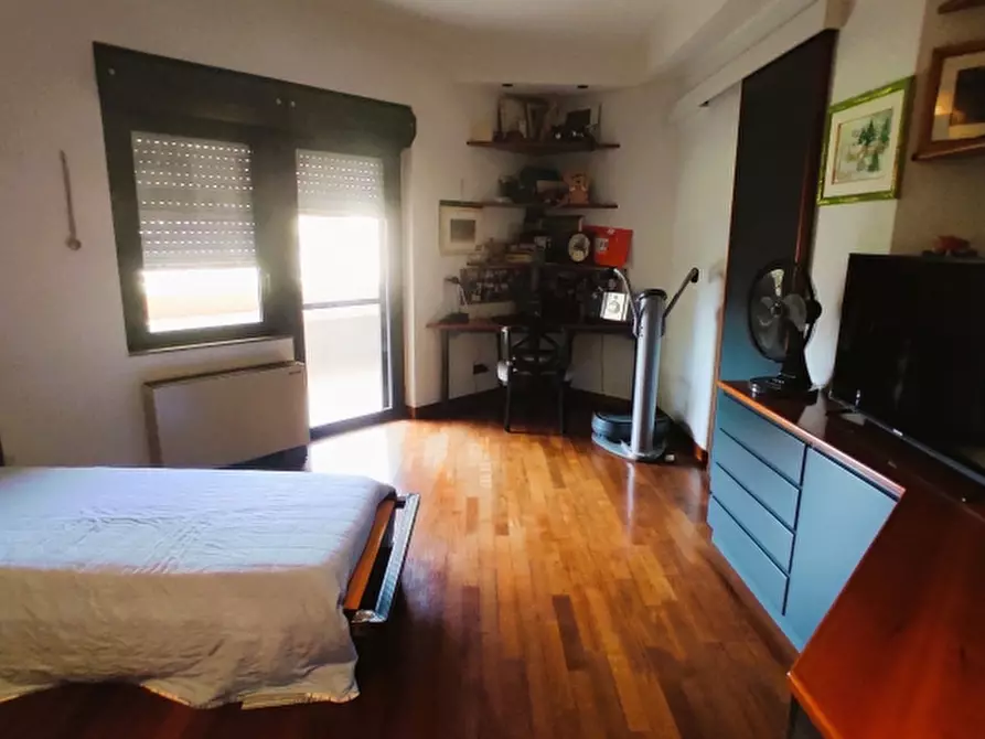 Immagine 13 di Appartamento in vendita  a Bari