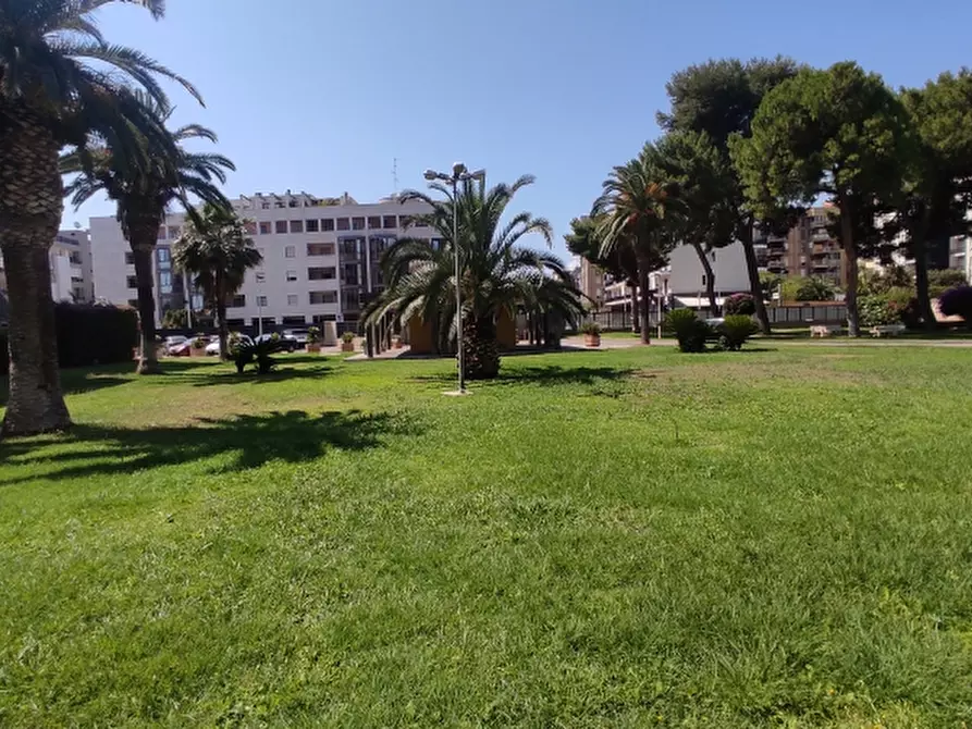 Immagine 18 di Appartamento in vendita  a Bari