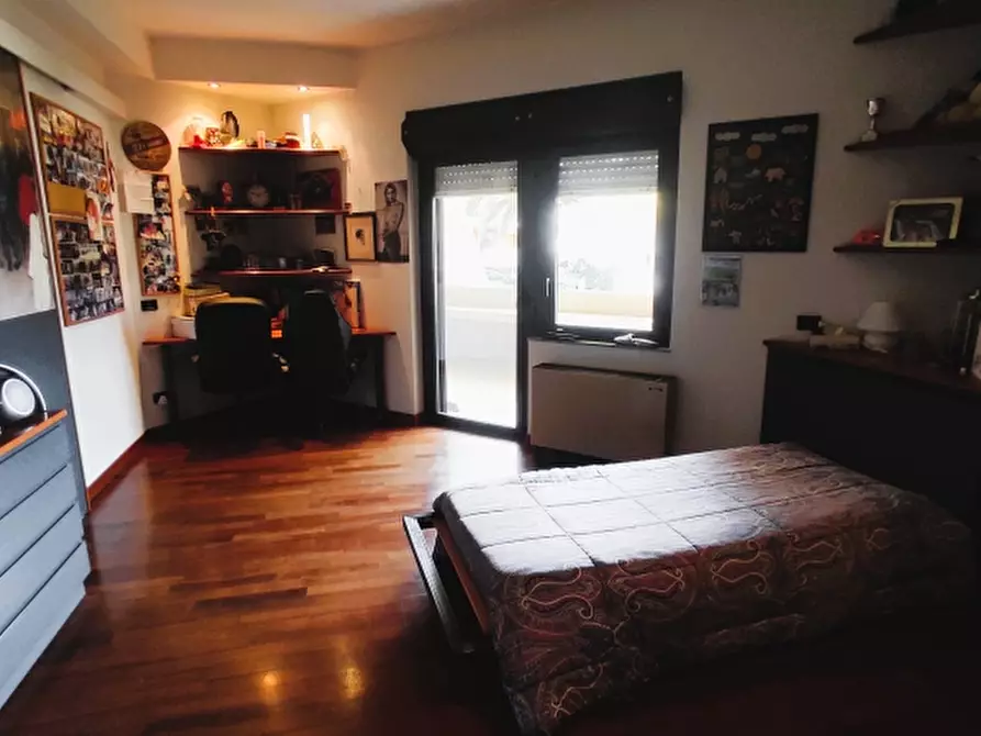 Immagine 7 di Appartamento in vendita  a Bari