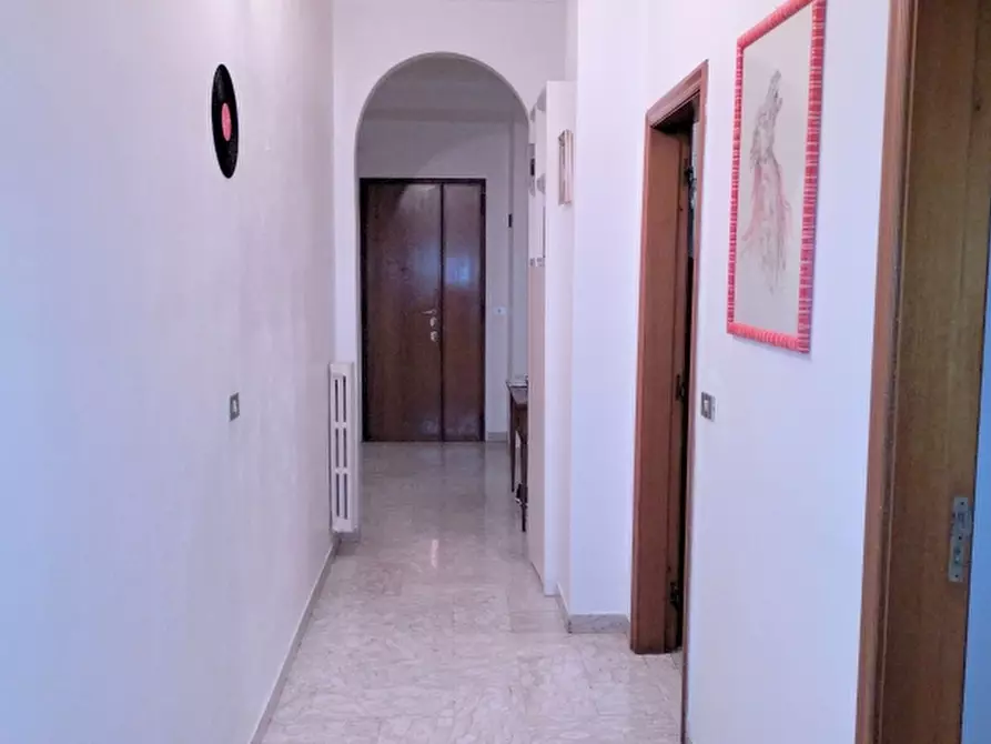 Immagine 13 di Appartamento in vendita  a Bari