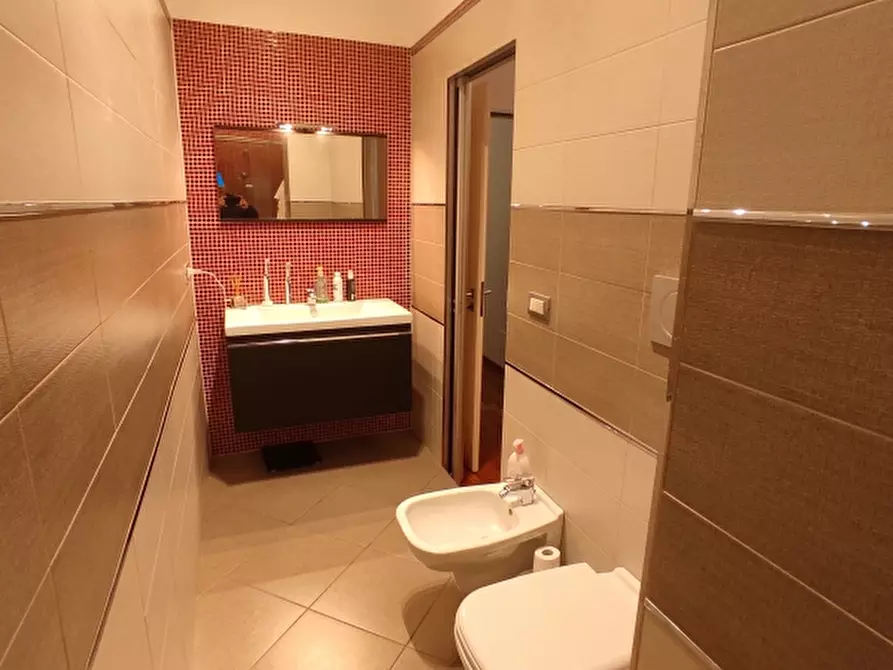 Immagine 16 di Appartamento in vendita  a Bari