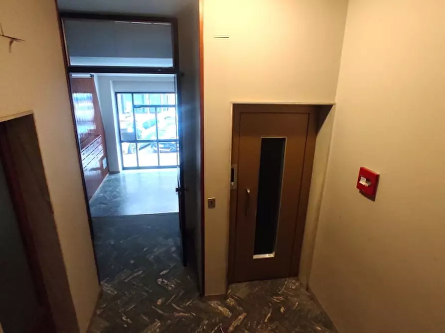 Immagine 22 di Appartamento in vendita  a Bari