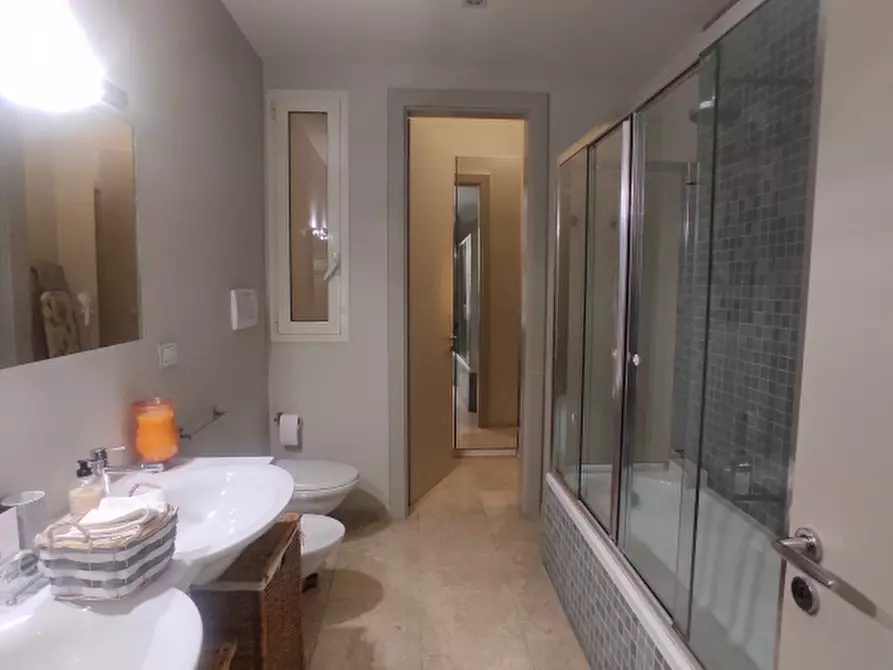 Immagine 7 di Appartamento in affitto  in Largo Nitti Valentini 3 a Bari