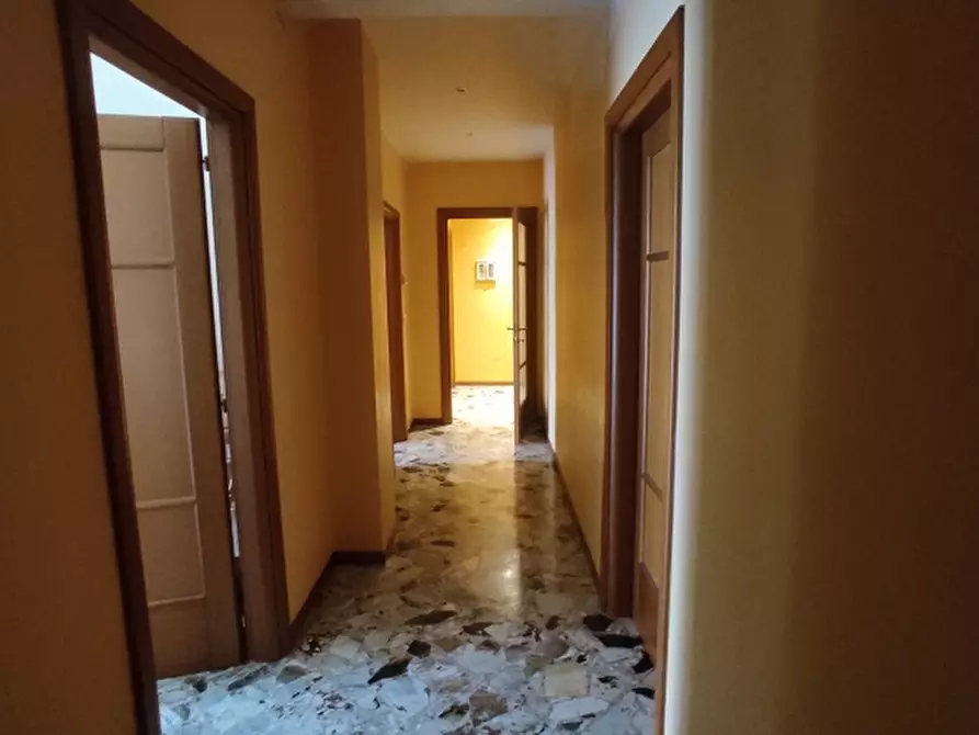 Immagine 13 di Appartamento in vendita  a Bari