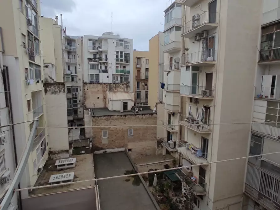 Immagine 14 di Appartamento in vendita  a Bari