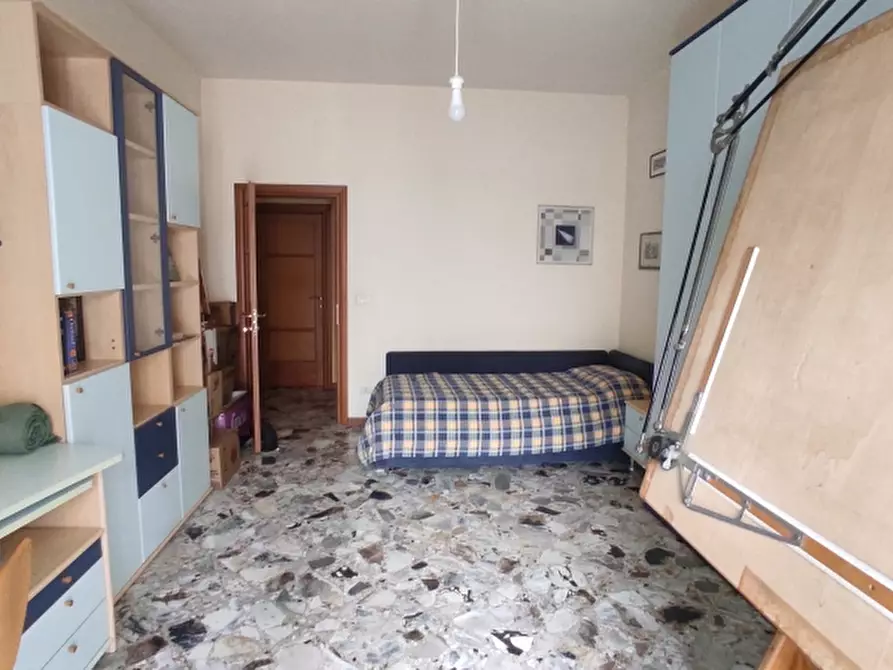 Immagine 15 di Appartamento in vendita  a Bari