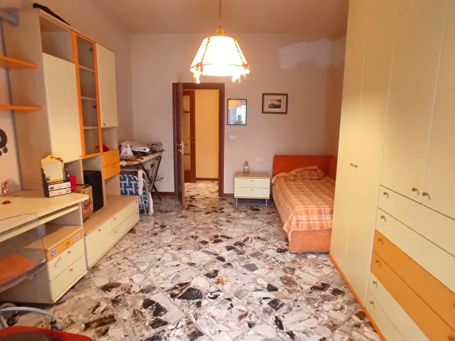 Immagine 5 di Appartamento in vendita  a Bari