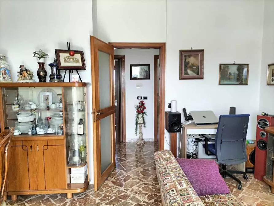 Immagine 14 di Appartamento in vendita  a Modugno