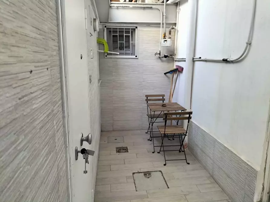 Immagine 5 di Monolocale in vendita  in Via Francescxo Crispi 214 a Bari