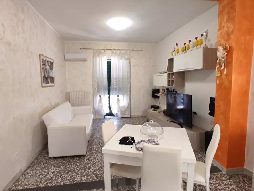 Immagine 1 di Appartamento in vendita  a Bari