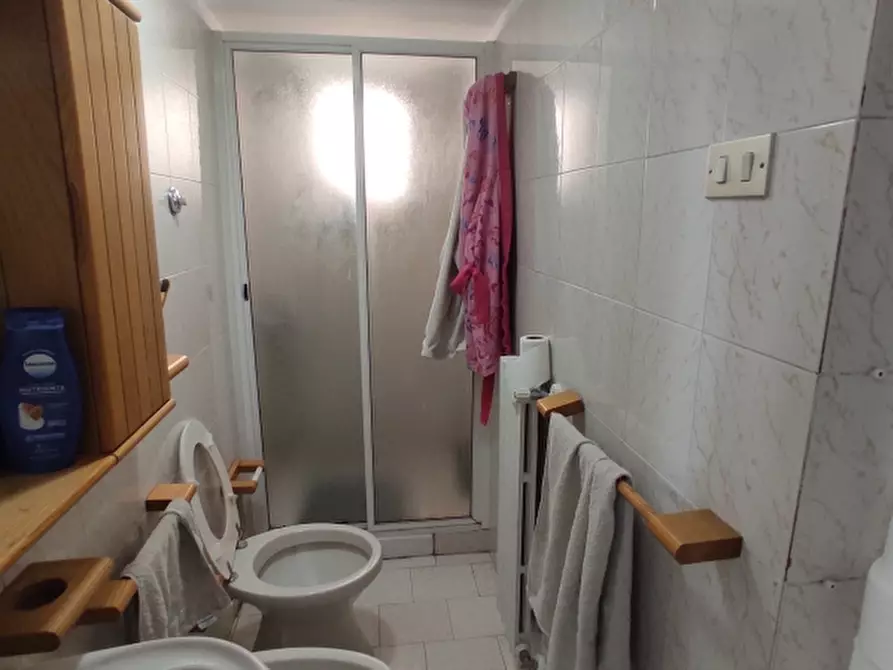 Immagine 12 di Appartamento in vendita  a Bari