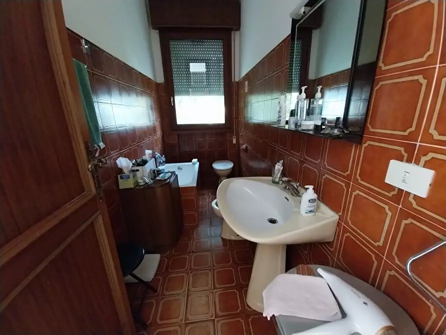 Immagine 11 di Appartamento in vendita  in Via Martiri di S.Anna a Pietrasanta