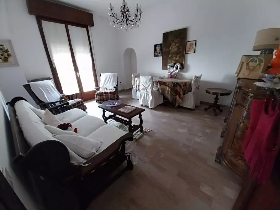 Immagine 6 di Appartamento in vendita  in Via Martiri di S.Anna a Pietrasanta