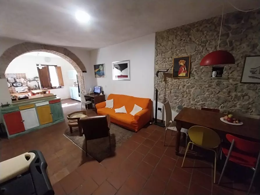 Immagine 8 di Casa semindipendente in vendita  in Via di Nocchi a Camaiore