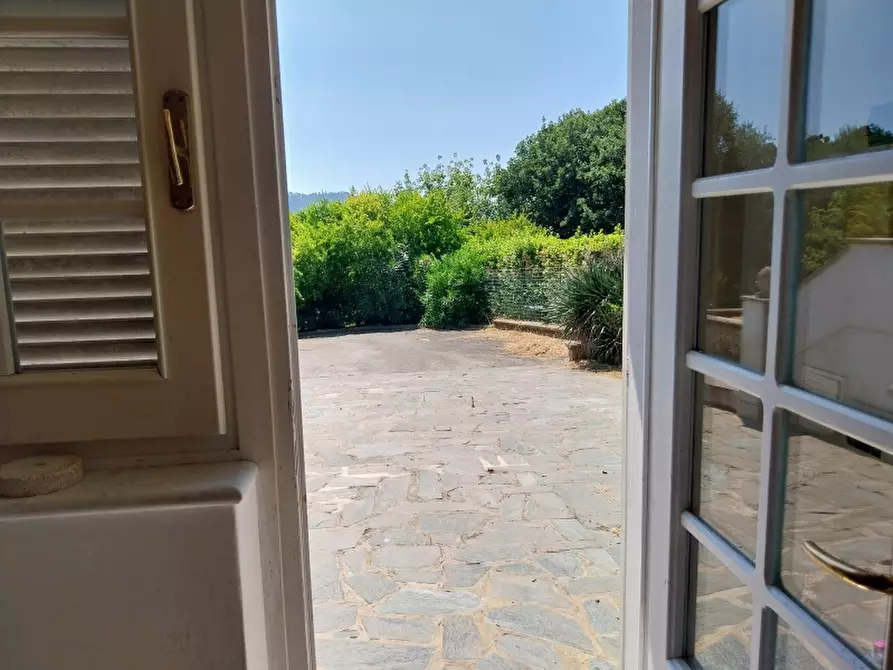 Immagine 12 di Villa in vendita  in Via Silerchie a Camaiore