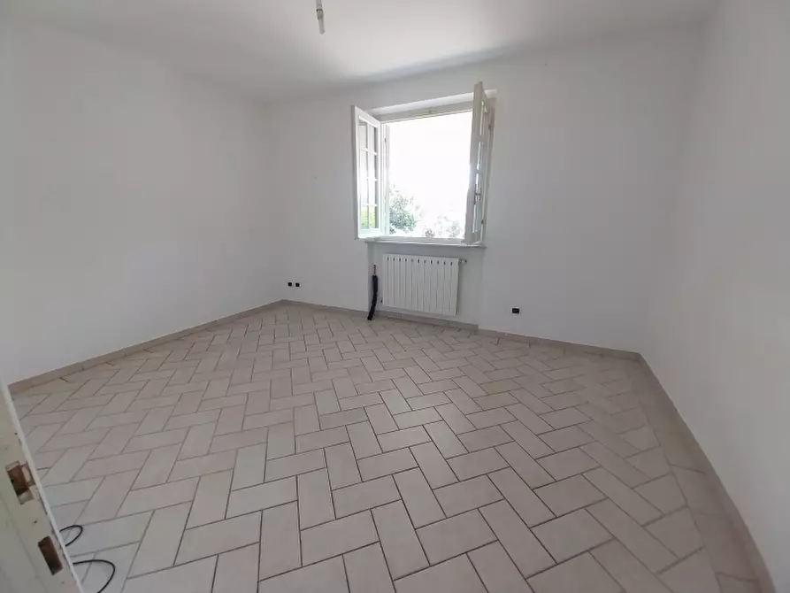 Immagine 17 di Villa in vendita  in Via Silerchie a Camaiore